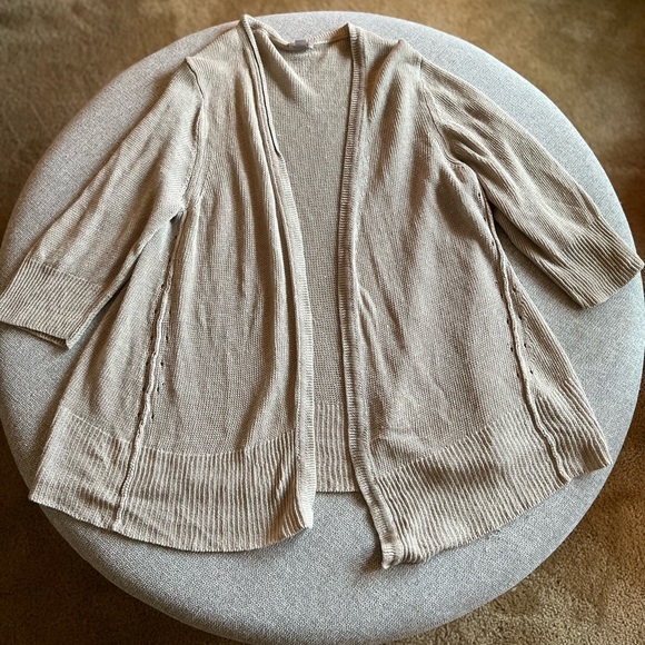 J.Jill open cardi. Size XS. Good condition. Cute side details. - Picture 2 of 5